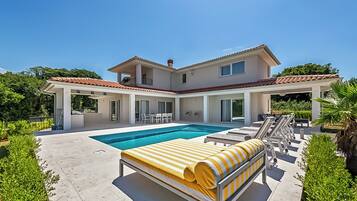 Family Villa, Multiple Bedrooms (Villa Ora) | Exterior