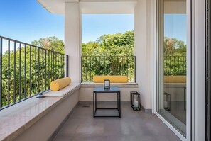 家庭别墅, 多间卧室 (Villa Ora) | 阳台