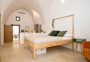 1 bedroom, free WiFi, bed sheets - Spring - The Fab Stay (Ostuni)