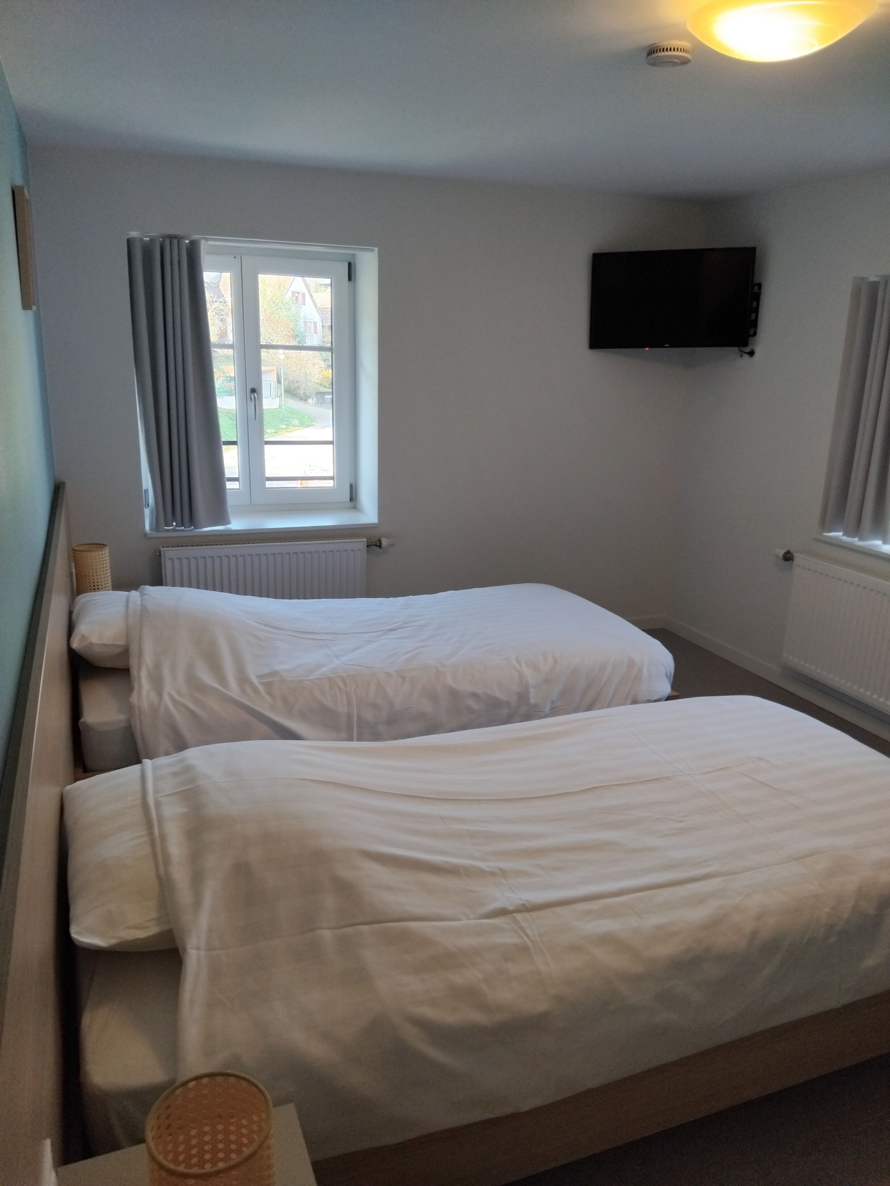 Quarto casal ou duplo conforto, vista para a montanha | Wi-Fi de cortesia