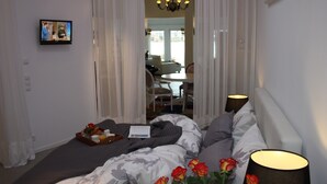 Luokittelematon kuva, 5 kautta 18, painike