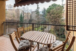 Apartment | Outdoor dining - Lungo le Mura Business & Family by Wonderful Italy (Bologna)