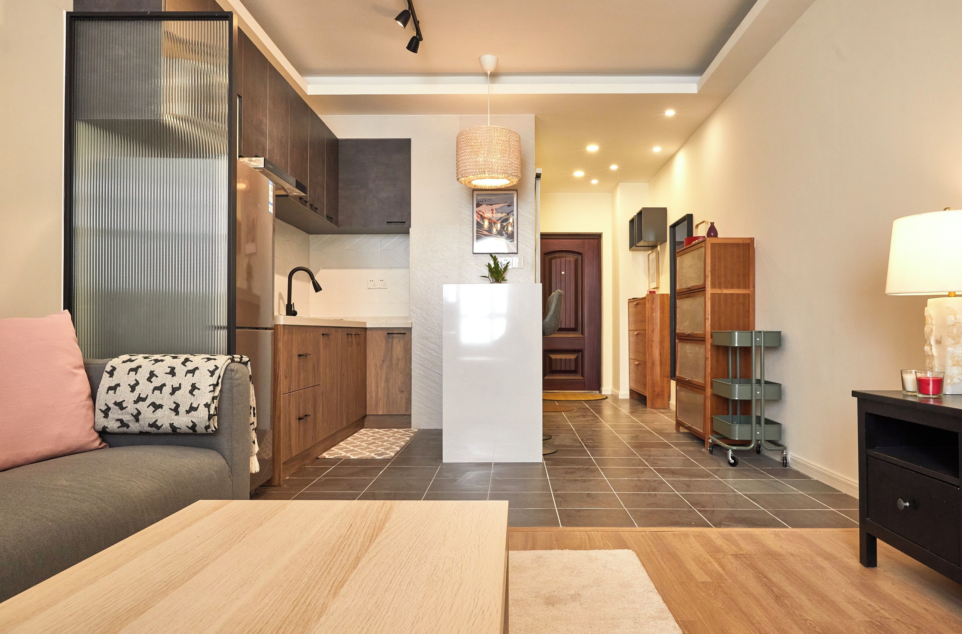 Superior Suite, City View | Living area