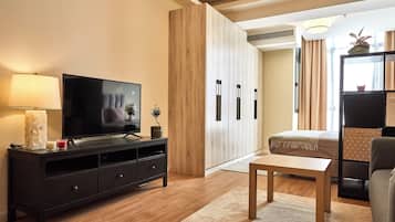 Superior Suite, City View | Laptop workspace, free WiFi