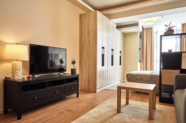 Superior Suite, City View | Laptop workspace, free WiFi - Innocondo Extended Stay Changning Maotai (Shanghai)