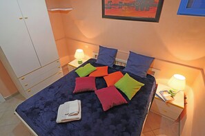 3 chambres, fer et planche à repasser, accès Internet, draps fournis