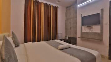 Rom – deluxe | Skrivebord for bærbar PC og wi-fi (inkludert)