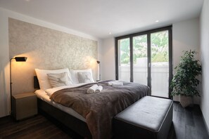 Desk, WiFi, bed sheets - Denali by HomeFlow Zermatt (Zermatt)