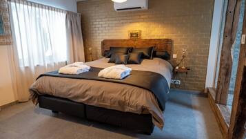 Egyptian cotton sheets, premium bedding, down comforters