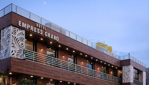 Exterior - HOTEL EMPRESS GRAND (Agra)