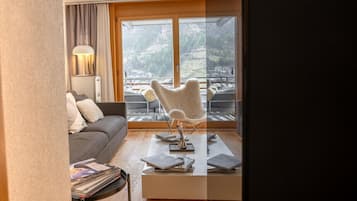 Fernseher, Stereoanlage