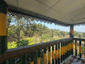 Khuôn viên nơi lưu trú