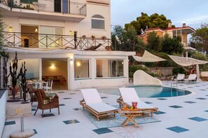 Outdoor pool - Villa Lavinia with private pool, terrace and sea view in Sorrento Coast (Massa Lubrense)
