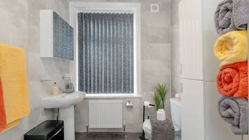 Haartrockner, Handtücher