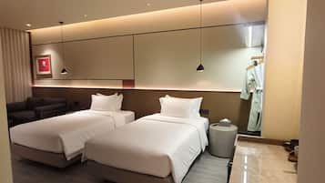 Rideaux occultants, fer et planche à repasser, Wi-Fi gratuit