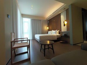 Blackout drapes, soundproofing, iron/ironing board, free WiFi - GuanLu Art hotel (Guangzhou)