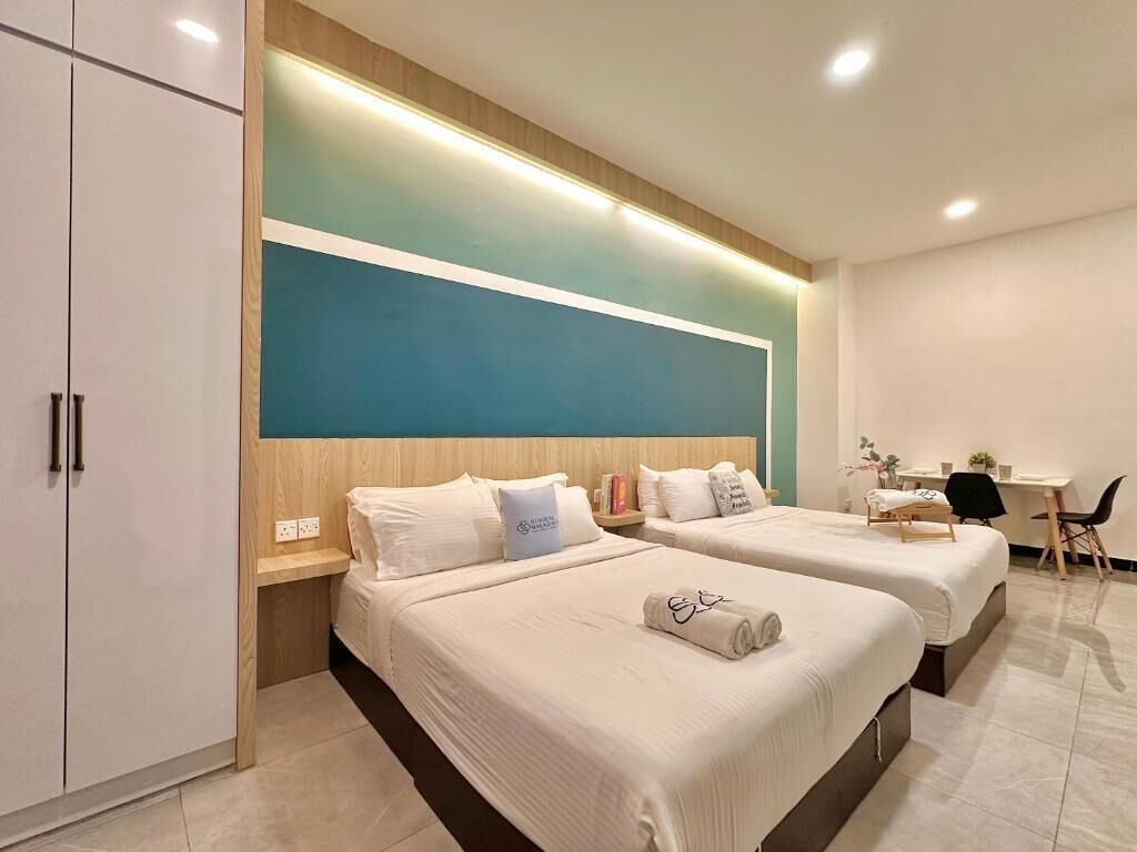 Estudio Deluxe, 2 camas de matrimonio, balcón, vistas al mar | Tabla de planchar con plancha y wifi gratis