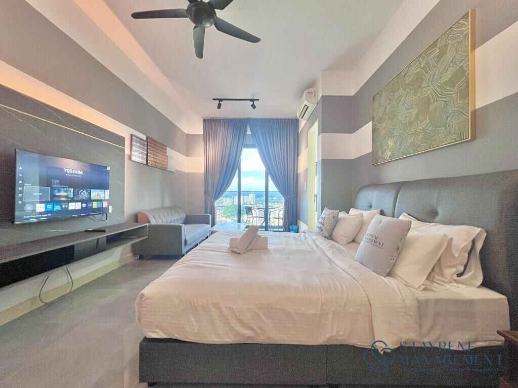 Iron/ironing board, free WiFi