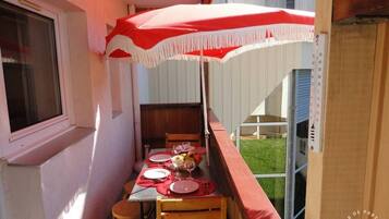 UtendĂžrsservering