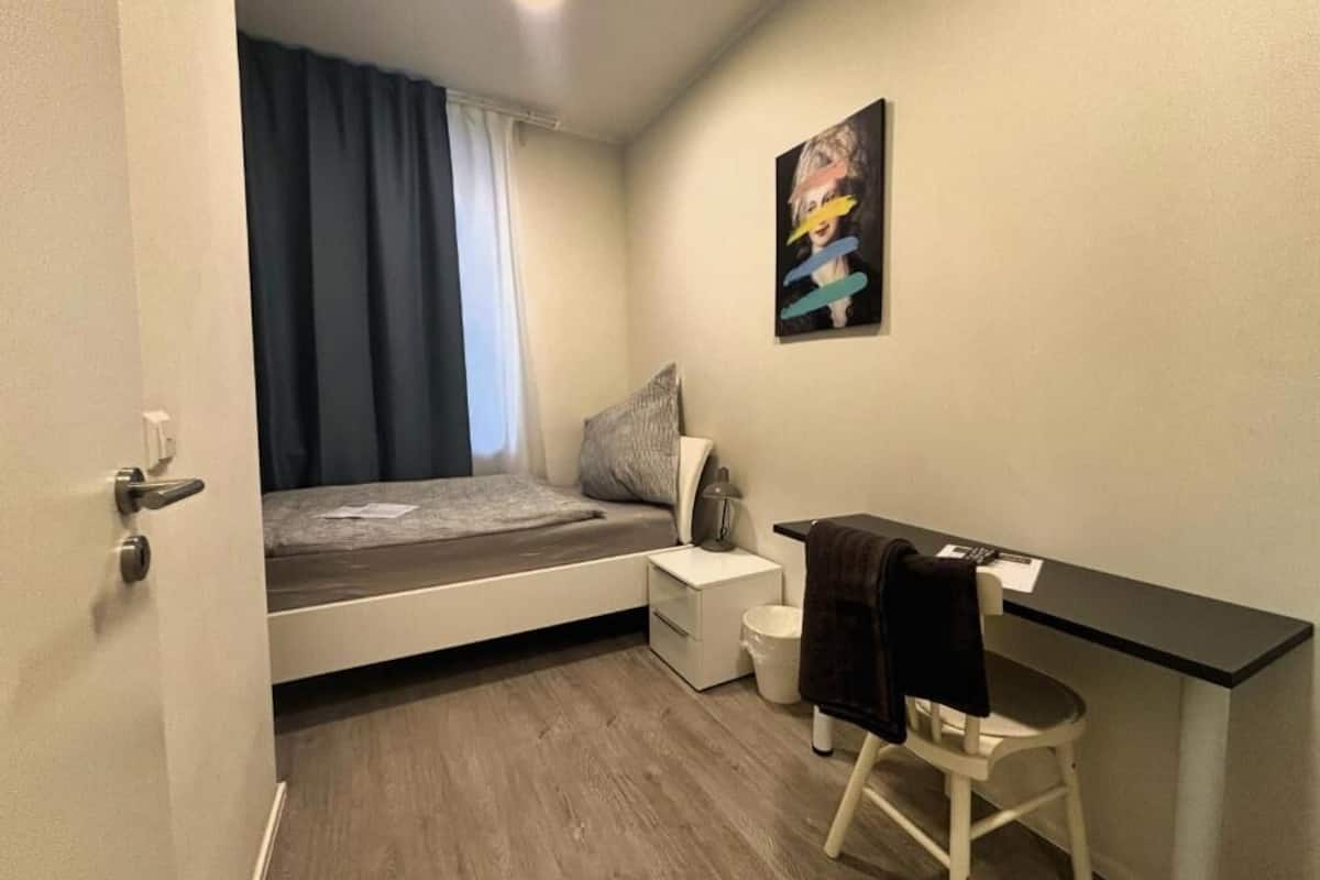 Economy Single Room, 1 Large Twin Bed, Non Smoking | Blackout drapes, soundproofing, free WiFi