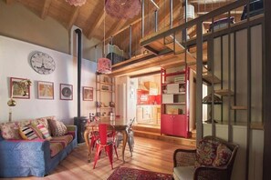 Living area - The View | Terrace overlooking Lake Como in a dreamy hamlet (Blevio)