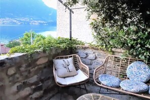 Property grounds - The Nest | Studio Apartment with Private Garden on Lake Como (Lezzeno)