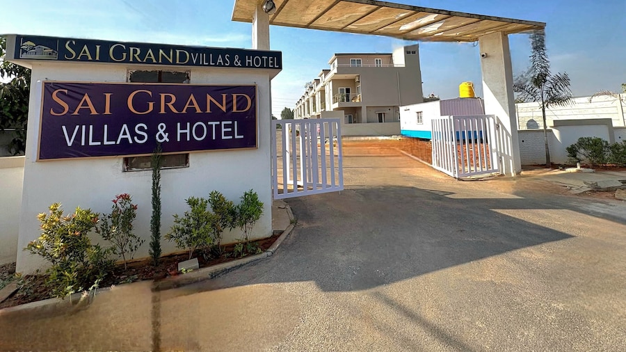 Sai Grand Villas and Hotel