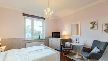 Doppelzimmer 3, Gartenblick | Premium bedding, free WiFi, bed sheets