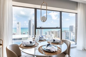 Apartamento básico | Opções para refeição