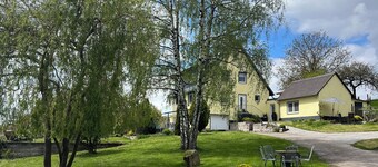Apartment house Hutzelbuck... in an idyllic green location near Ansbach