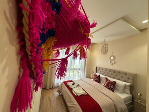 2 bedrooms, desk, iron/ironing board, free WiFi - Walkable, Beach in 2min, Terrace, DW, AC, PS4, WiFi, BBQ, Yoga Mat (Mohammédia)