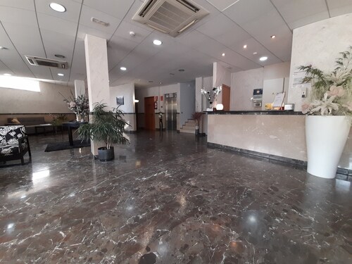 HOTEL AVENIDA