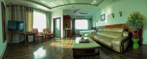 Luxury Double Room - Son Tung Hotel - Kim Dong Walking Street (Cao Bang)