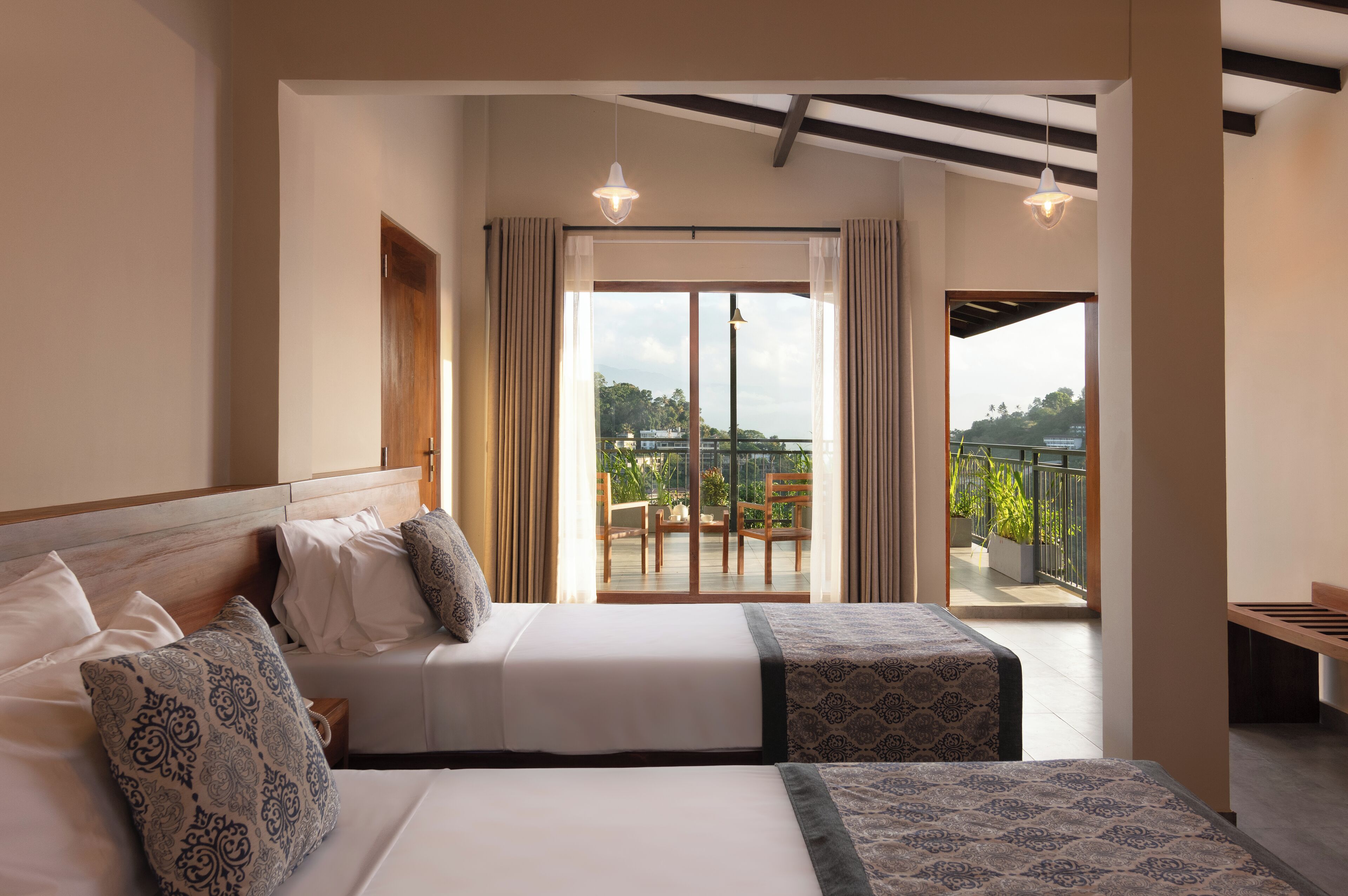 Deluxe Triple Room | Free WiFi