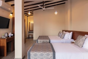 Deluxe Triple Room | Free WiFi - Oak Ray Sky Terrace (Kandy)