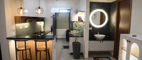 Microwave, oven, stovetop