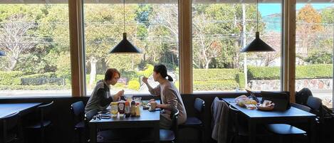 每日供應全套早餐 (每人 JPY800)