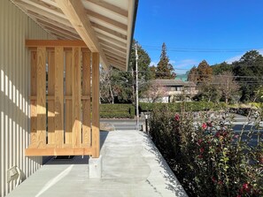 Property grounds - Lapis Jogasaki B&B (Ito)