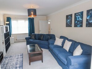 Living area - The Winster (Stockport)