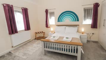 5 Schlafzimmer, individuell dekoriert, individuell eingerichtet