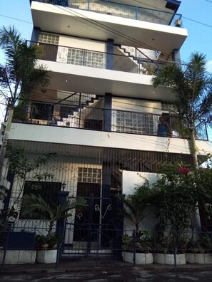 Front of property - European condo Rentals Toril (Davao)