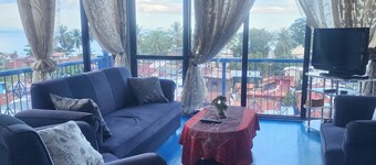 European condo Rentals Toril