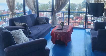 European condo Rentals Toril