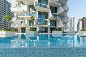 Property amenity - Private Pool Retreat in JVC - Luxury 1BR (Dubai)