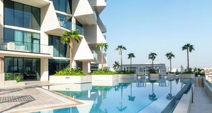 Private Pool Retreat in JVC - Luxury 1BR