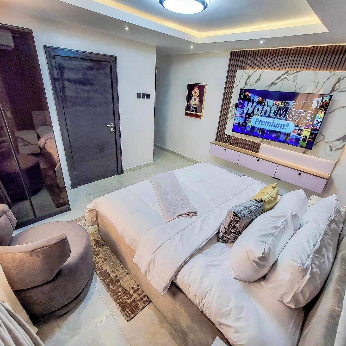 Family Apartment, Balcony, City View | Desk, laptop workspace, blackout drapes, soundproofing