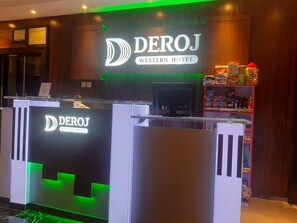 Lobby - Deroj Western Hotel  (Benin City)