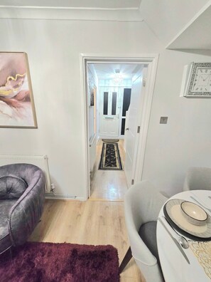 Apartamento, 2 quartos, vista para o jardim | Opções para refeição