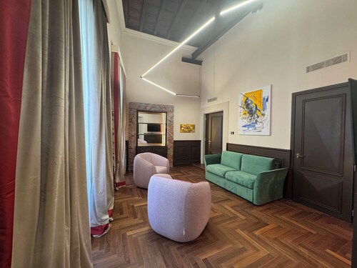 Palazzo Gambirasi Luxury Suite Roma