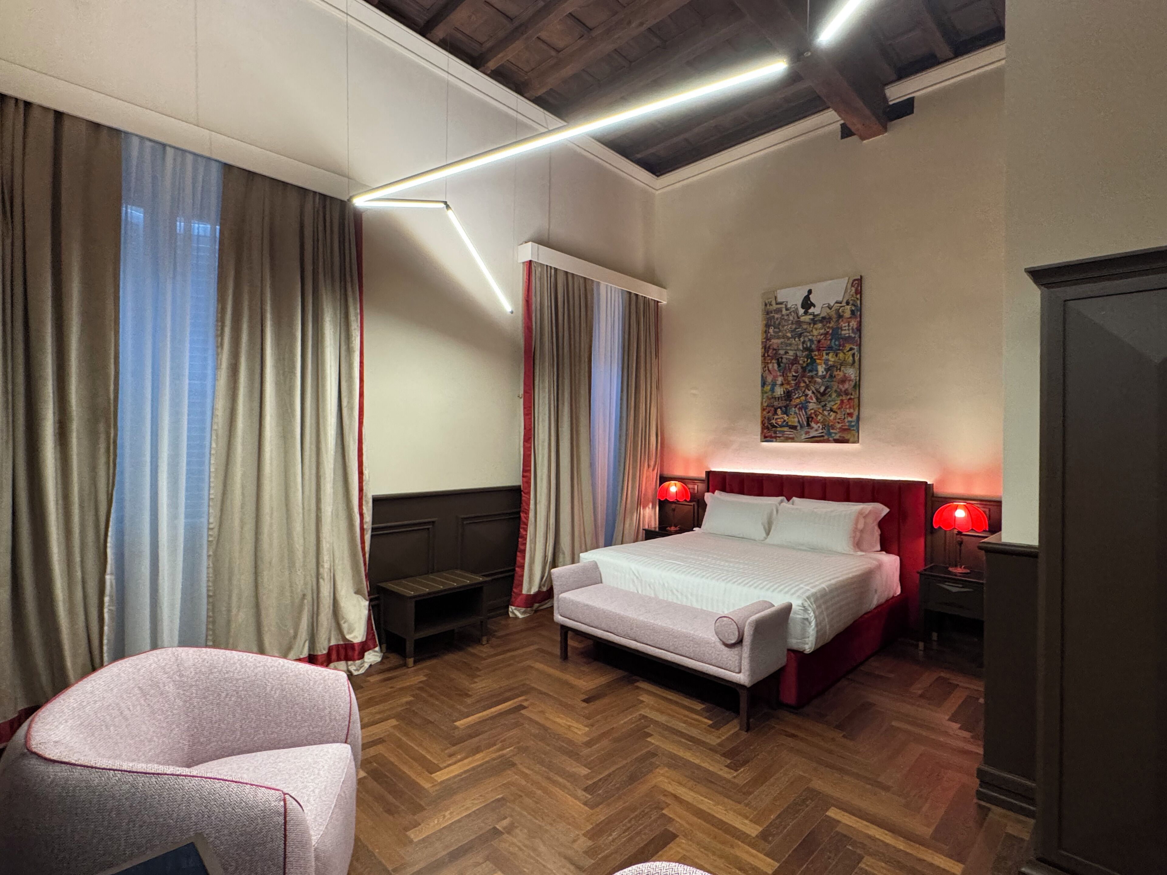 Junior Suite | Minibar, in-room safe, desk, free WiFi